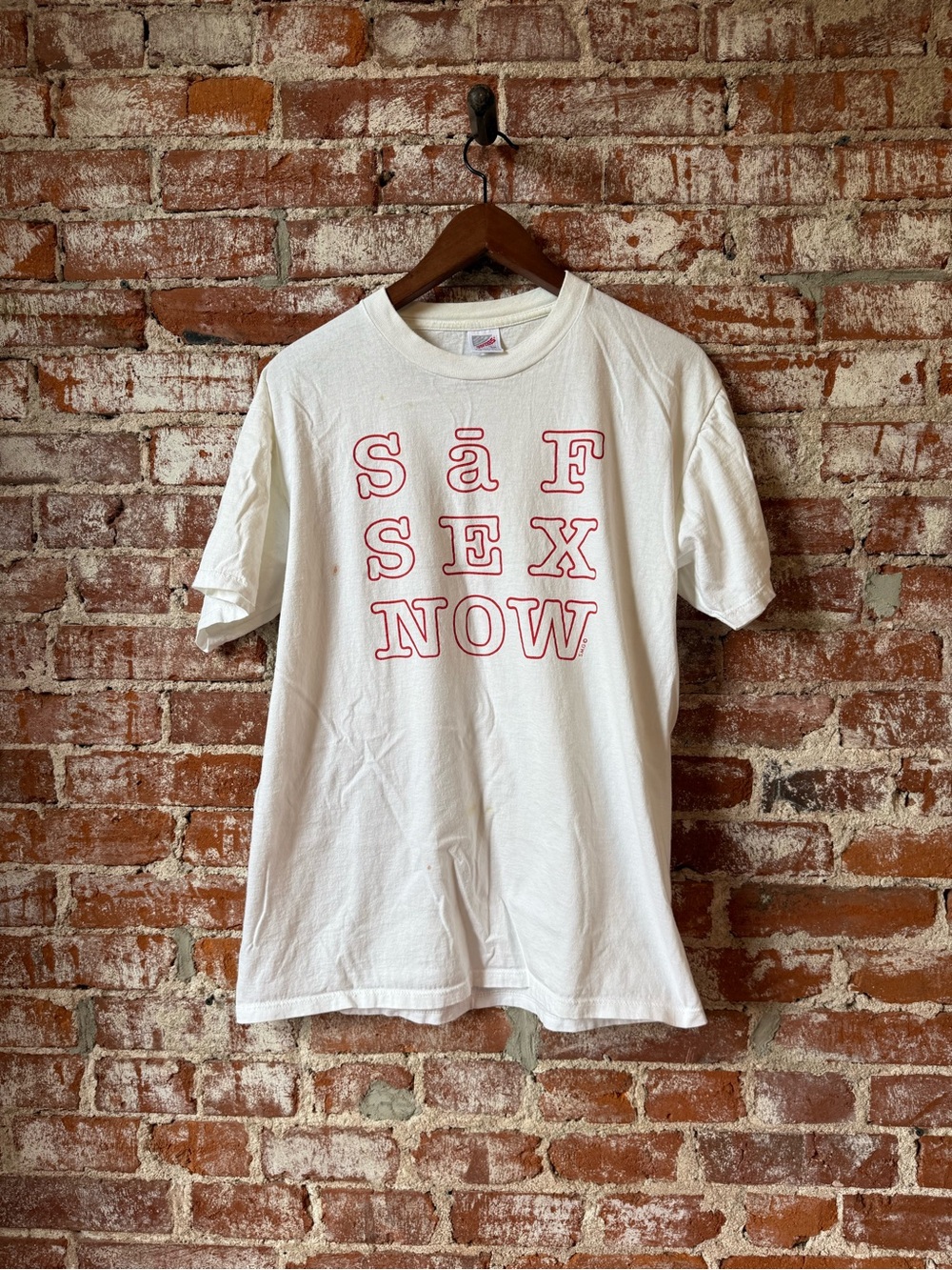 Rare 1980s Safe Sex Now Campaign Tee Shirt AIDS Promo Red and White Jerzees Lar